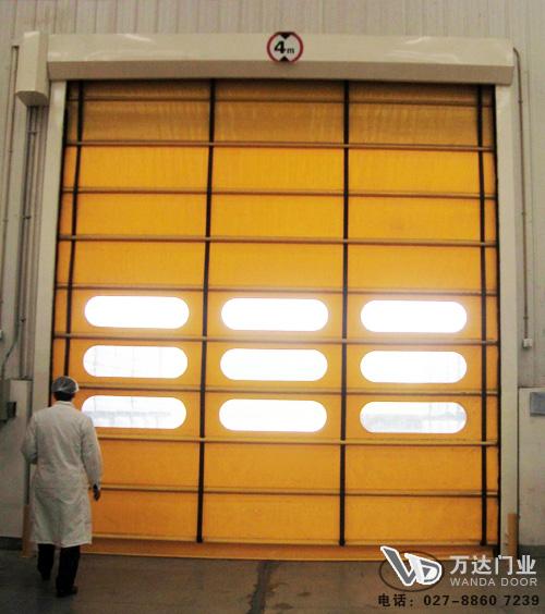 榆树堆积门